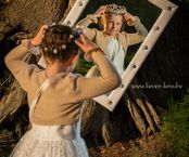 Communiefoto-prinses-in-de-natuur-met-een-spiegel