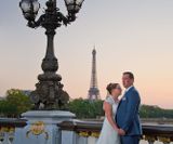 Parijs eifeltoren trouw huwelijksfoto, mooie voorbeelden trouwen, trouwfoto's parijs